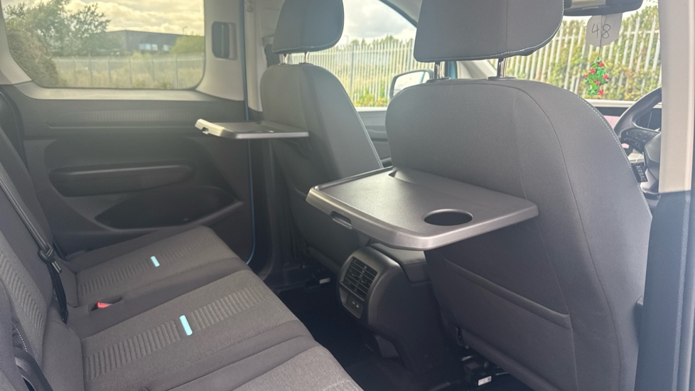 Ford Tourneo Connect 2.0 EcoBlue Active 5dr [7 seat] Diesel Estate - Image 37