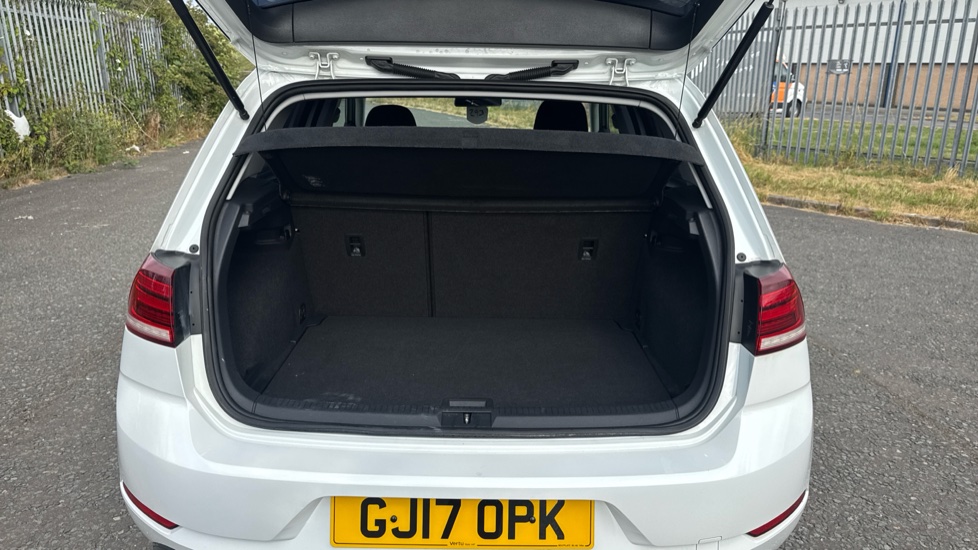 Volkswagen Golf 1.6 TDI S 5dr Diesel Hatchback - Image 4