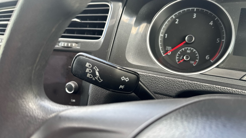 Volkswagen Golf 1.6 TDI S 5dr Diesel Hatchback - Image 28