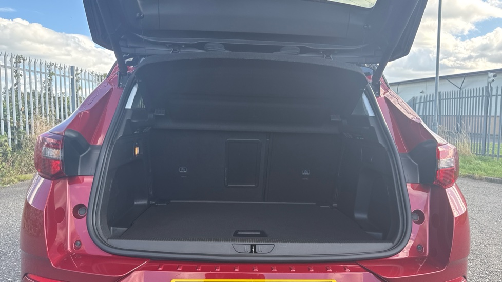 Vauxhall Grandland 1.2 Turbo Ultimate 5dr Auto Petrol Hatchback - Image 4