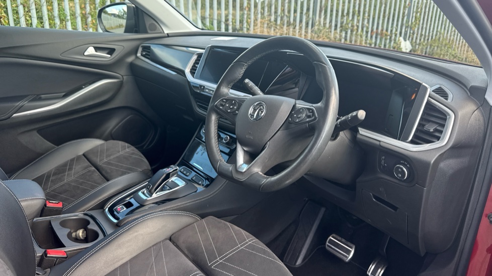 Vauxhall Grandland 1.2 Turbo Ultimate 5dr Auto Petrol Hatchback - Image 11