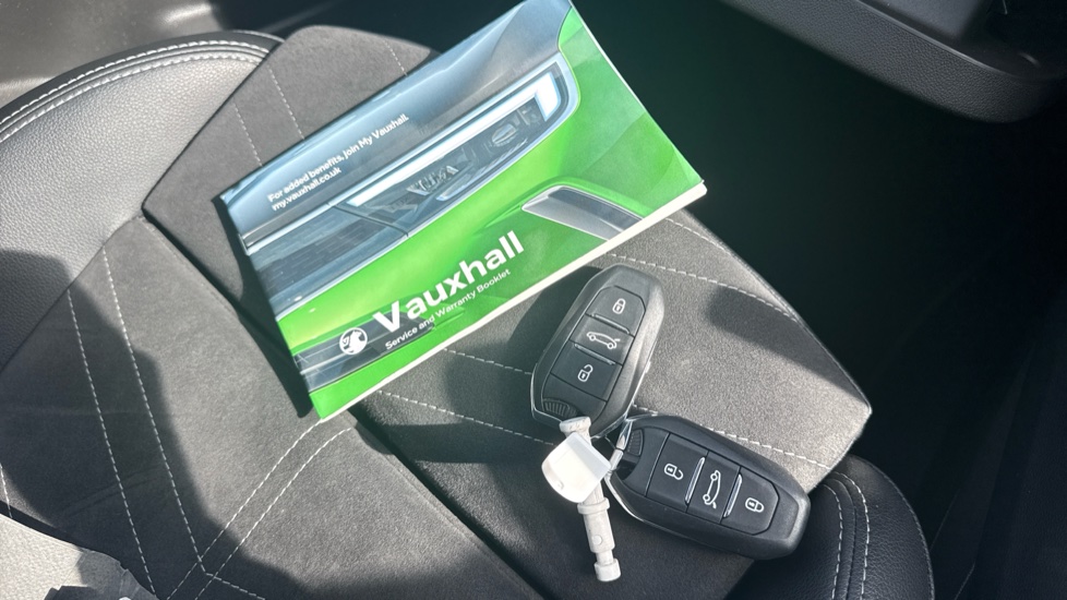 Vauxhall Grandland 1.2 Turbo Ultimate 5dr Auto Petrol Hatchback - Image 19