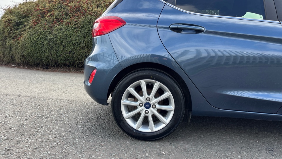 Ford Fiesta 1.0 EcoBoost Titanium 5dr Petrol Hatchback - Image 7