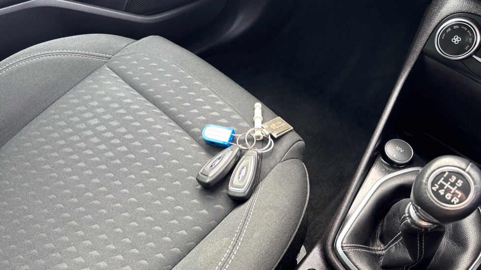 Ford Fiesta 1.0 EcoBoost Titanium 5dr Petrol Hatchback - Image 20