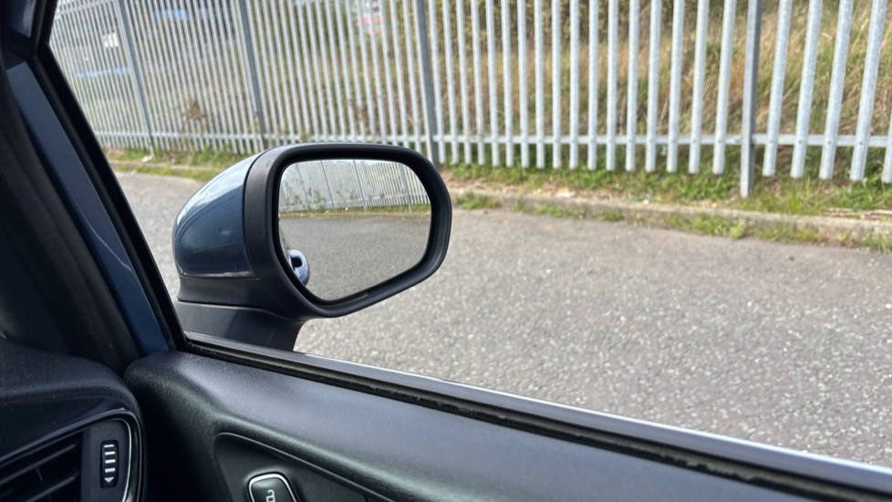 Ford Fiesta 1.0 EcoBoost Titanium 5dr Petrol Hatchback - Image 27