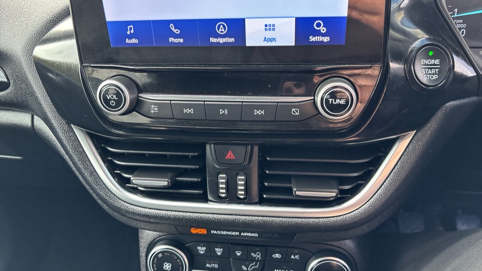 Ford Fiesta 1.0 EcoBoost Titanium 5dr Petrol Hatchback - Image 43