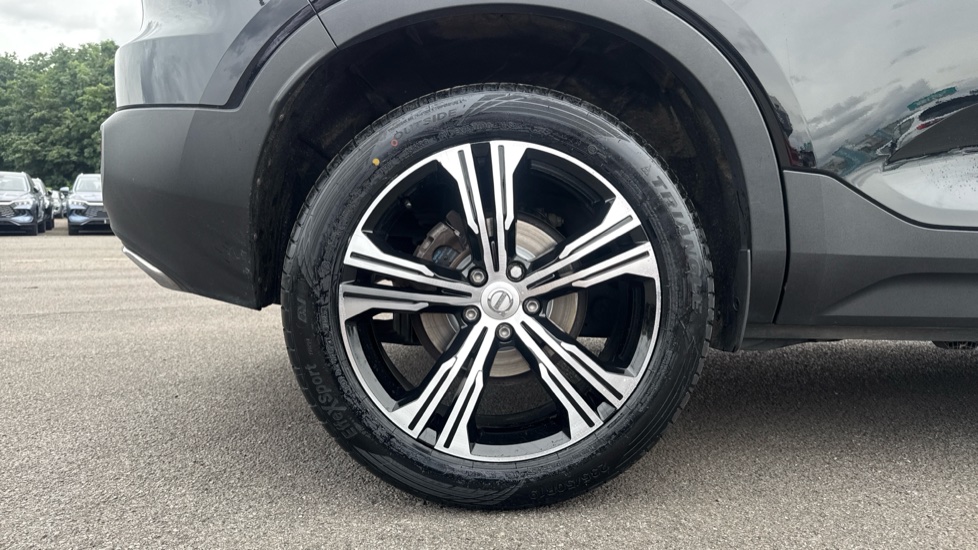 Volvo XC40 1.5 T3 [163] Inscription Pro 5dr Geartronic Petrol Estate - Image 7