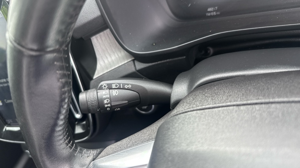 Volvo XC40 1.5 T3 [163] Inscription Pro 5dr Geartronic Petrol Estate - Image 24