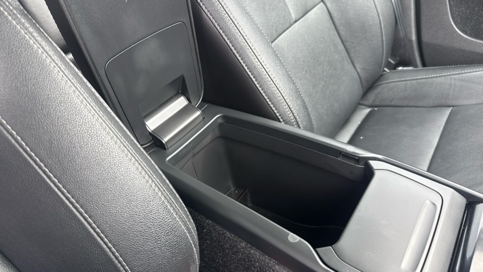 Volvo XC40 1.5 T3 [163] Inscription Pro 5dr Geartronic Petrol Estate - Image 27