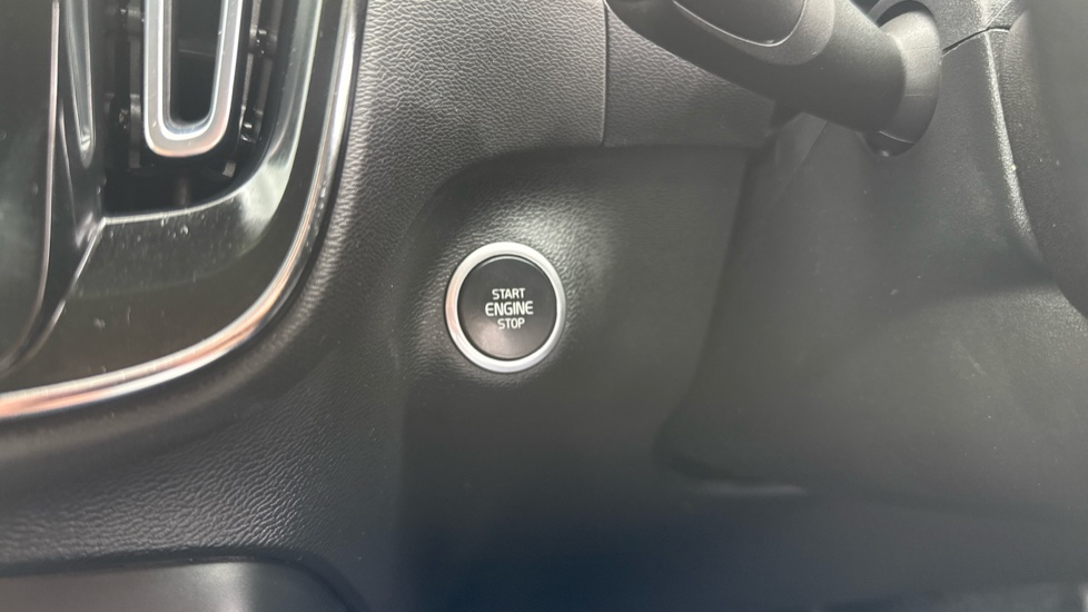Volvo XC40 1.5 T3 [163] Inscription Pro 5dr Geartronic Petrol Estate - Image 29