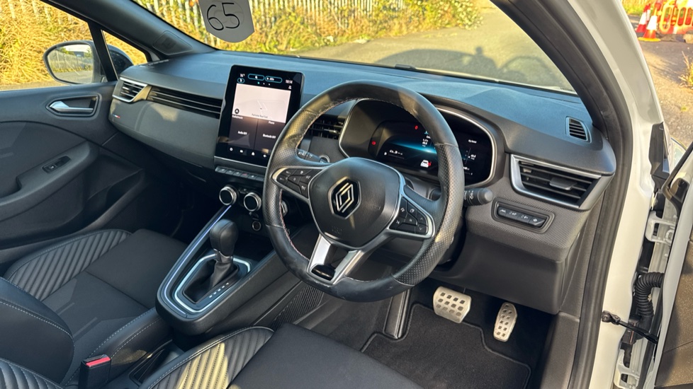 Renault Clio 1.6 E-TECH full hybrid 145 Esprit Alpine 5dr Auto Hybrid Hatchback - Image 11