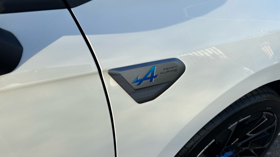 Renault Clio 1.6 E-TECH full hybrid 145 Esprit Alpine 5dr Auto Hybrid Hatchback - Image 27