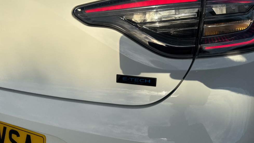 Renault Clio 1.6 E-TECH full hybrid 145 Esprit Alpine 5dr Auto Hybrid Hatchback - Image 30
