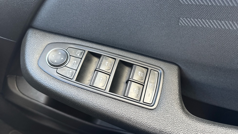 Renault Clio 1.6 E-TECH full hybrid 145 Esprit Alpine 5dr Auto Hybrid Hatchback - Image 34