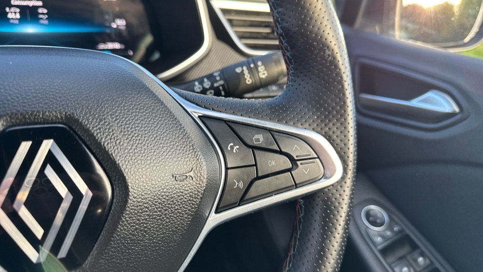 Renault Clio 1.6 E-TECH full hybrid 145 Esprit Alpine 5dr Auto Hybrid Hatchback - Image 38
