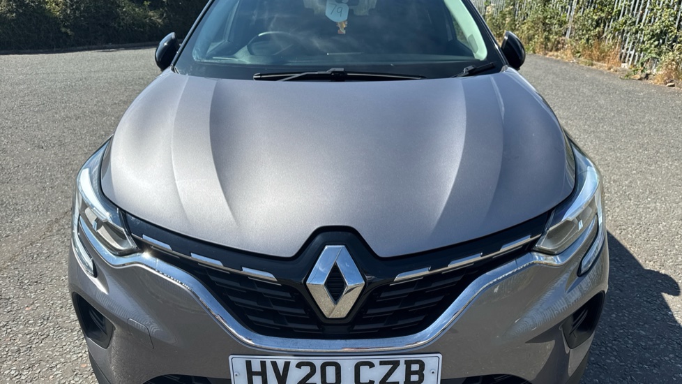 Renault Captur 1.0 TCE 100 Iconic 5dr Petrol Hatchback - Image 8
