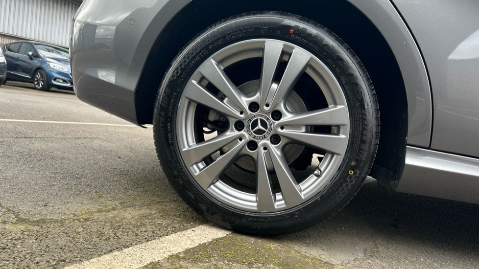 Mercedes-Benz B-Class B200 Exclusive Edition Plus 5dr Petrol Hatchback - Image 7