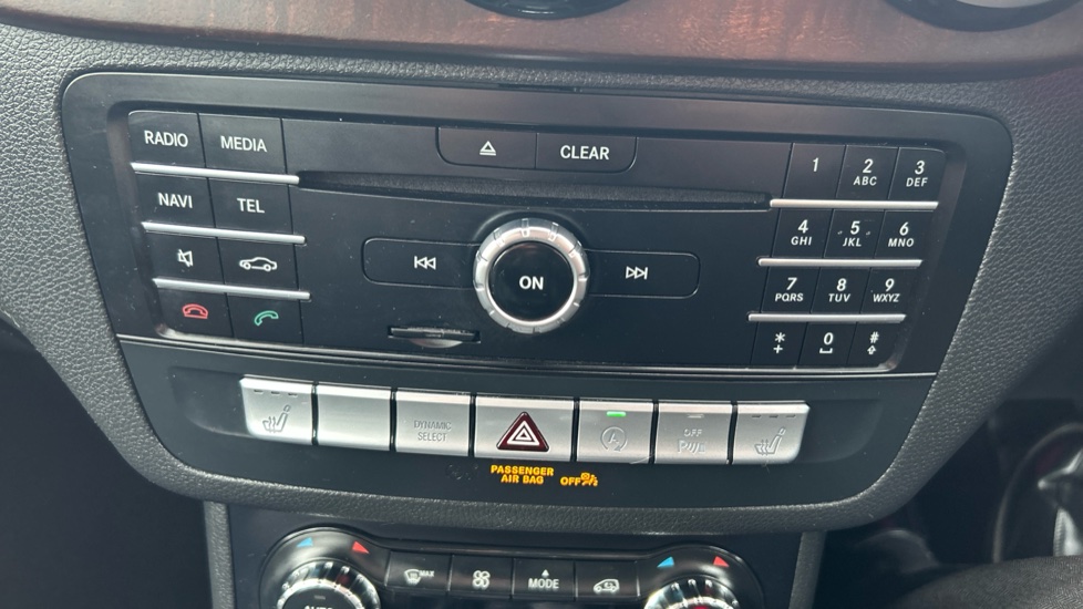 Mercedes-Benz B-Class B200 Exclusive Edition Plus 5dr Petrol Hatchback - Image 24