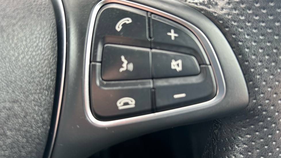 Mercedes-Benz B-Class B200 Exclusive Edition Plus 5dr Petrol Hatchback - Image 29