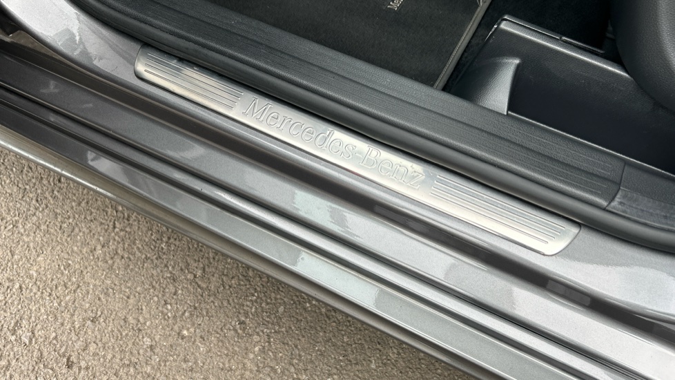 Mercedes-Benz B-Class B200 Exclusive Edition Plus 5dr Petrol Hatchback - Image 41