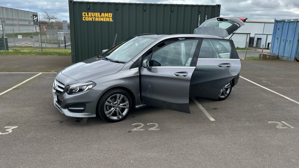 Mercedes-Benz B-Class B200 Exclusive Edition Plus 5dr Petrol Hatchback - Image 48