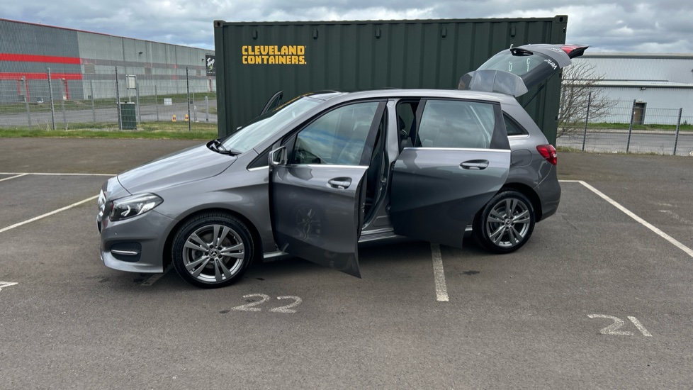 Mercedes-Benz B-Class B200 Exclusive Edition Plus 5dr Petrol Hatchback - Image 49