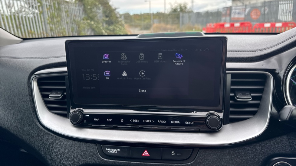 Kia Xceed 1.6 GDi PHEV 3 5dr DCT Hatchback - Image 12