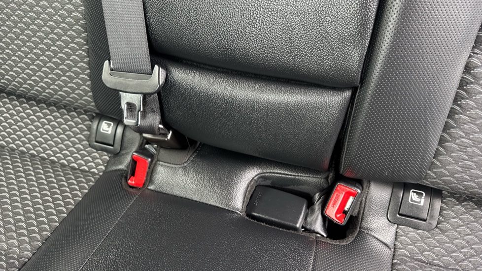 Kia Xceed 1.6 GDi PHEV 3 5dr DCT Hatchback - Image 17