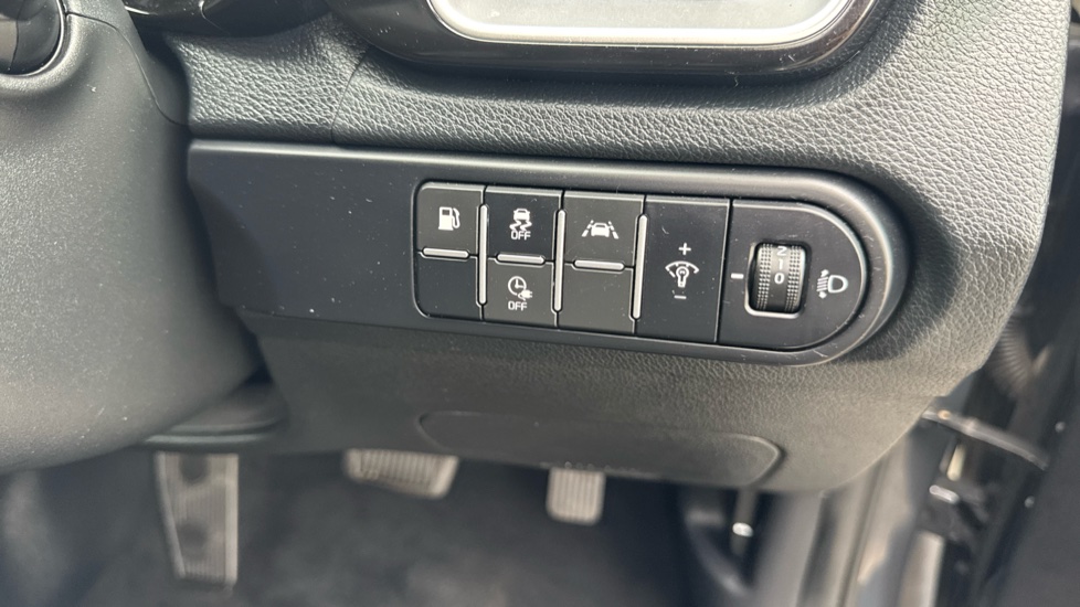Kia Xceed 1.6 GDi PHEV 3 5dr DCT Hatchback - Image 26