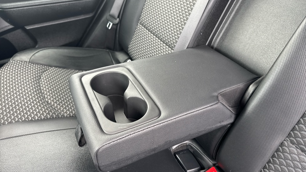 Kia Xceed 1.6 GDi PHEV 3 5dr DCT Hatchback - Image 32