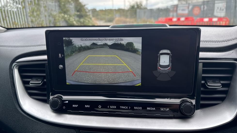Kia Xceed 1.6 GDi PHEV 3 5dr DCT Hatchback - Image 38