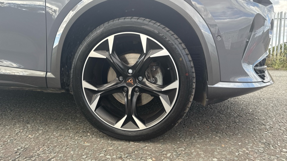 CUPRA Formentor 1.5 TSI 150 V2 5dr DSG Petrol Estate - Image 7