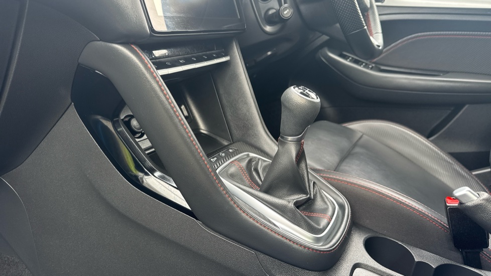 MG ZS 1.5 VTi-TECH Exclusive 5dr Petrol Hatchback - Image 13