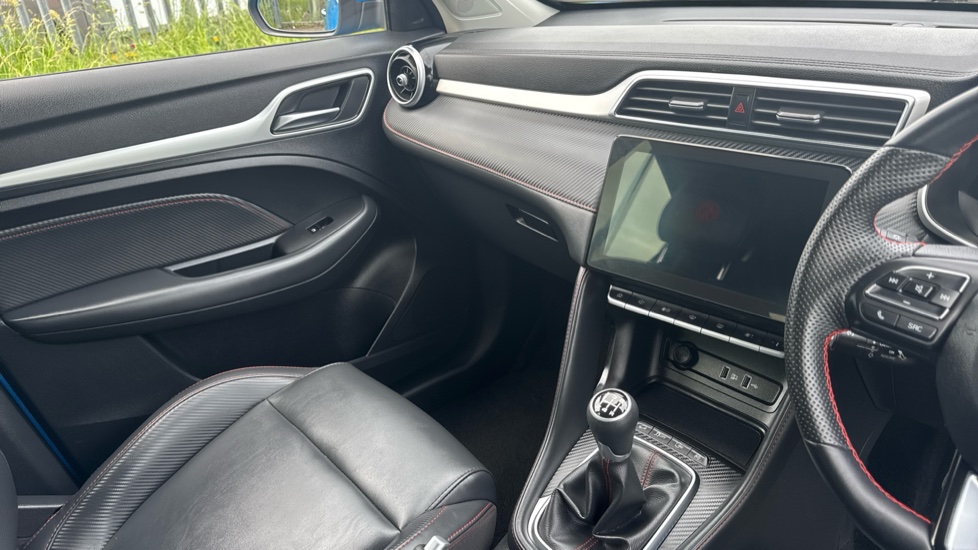 MG ZS 1.5 VTi-TECH Exclusive 5dr Petrol Hatchback - Image 14