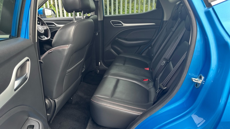 MG ZS 1.5 VTi-TECH Exclusive 5dr Petrol Hatchback - Image 16