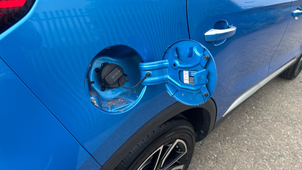 MG ZS 1.5 VTi-TECH Exclusive 5dr Petrol Hatchback - Image 22