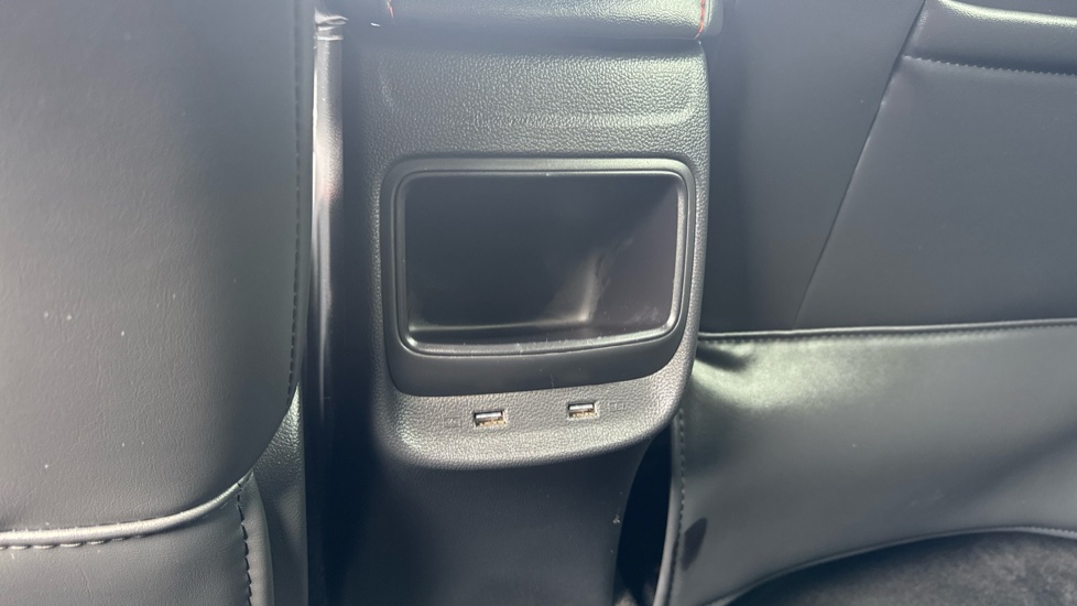 MG ZS 1.5 VTi-TECH Exclusive 5dr Petrol Hatchback - Image 35