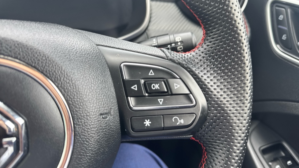 MG ZS 1.5 VTi-TECH Exclusive 5dr Petrol Hatchback - Image 38