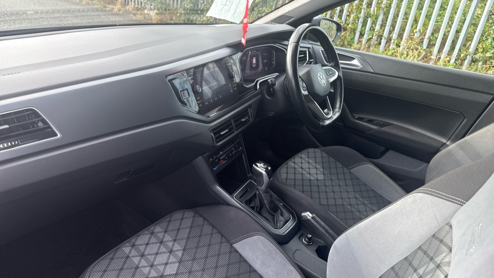 Volkswagen Polo 1.0 TSI 110 R-Line 5dr DSG Petrol Hatchback - Image 9