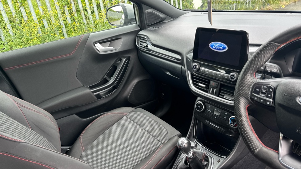 Ford Puma 1.0 EcoBoost Hybrid mHEV ST-Line 5dr Petrol Hatchback - Image 14