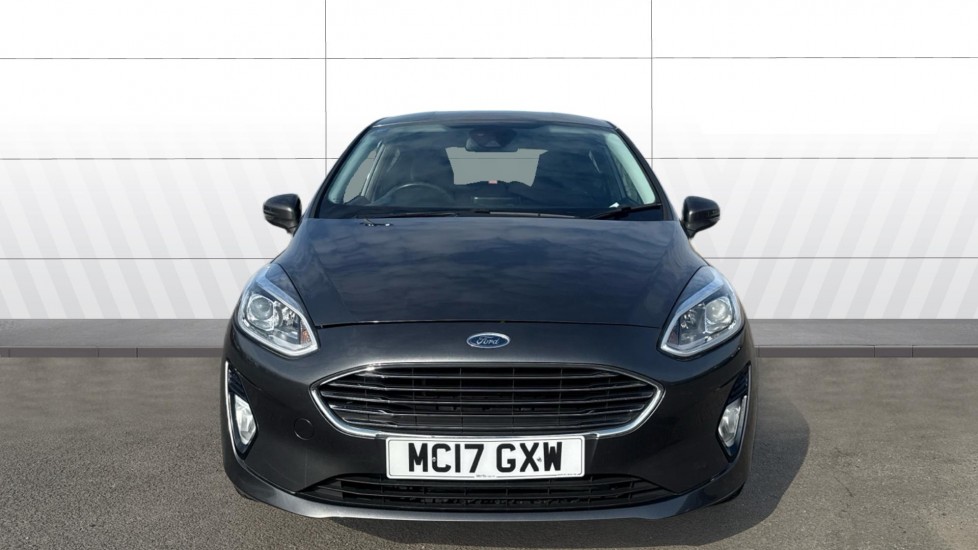 Ford Fiesta 1.1 Zetec 3dr Petrol Hatchback - Image 3