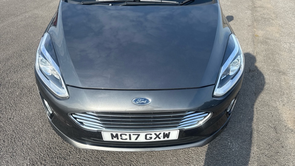 Ford Fiesta 1.1 Zetec 3dr Petrol Hatchback - Image 8