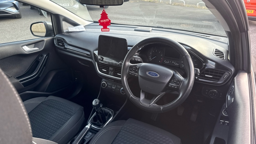 Ford Fiesta 1.1 Zetec 3dr Petrol Hatchback - Image 11