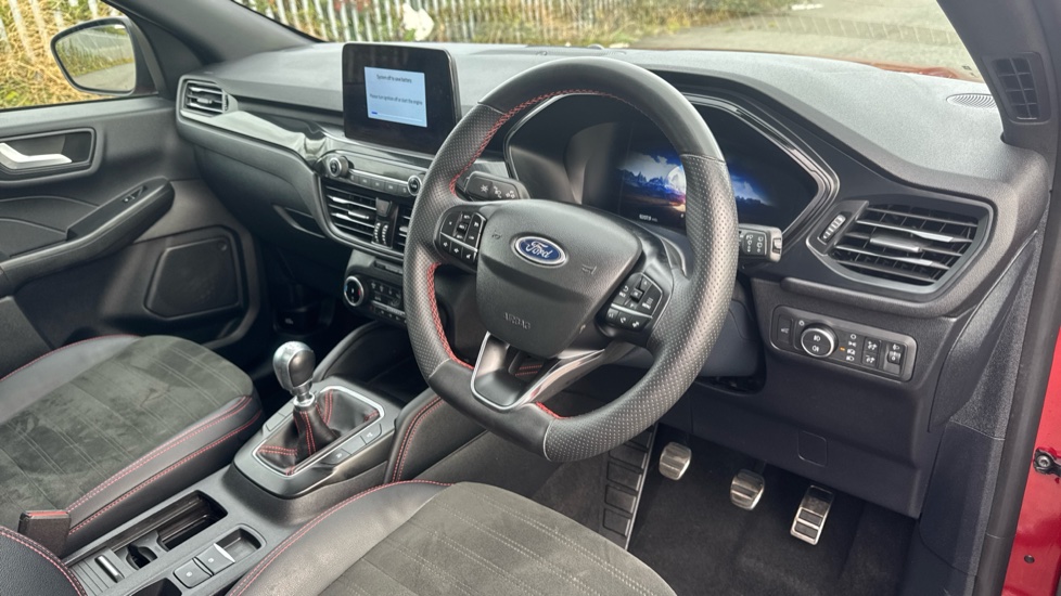 Ford Kuga 1.5 EcoBoost 150 ST-Line X Edition 5dr Petrol Estate - Image 11