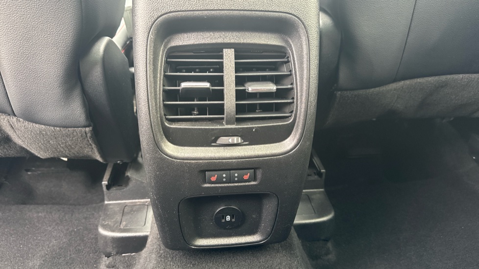 Ford Kuga 1.5 EcoBoost 150 ST-Line X Edition 5dr Petrol Estate - Image 34