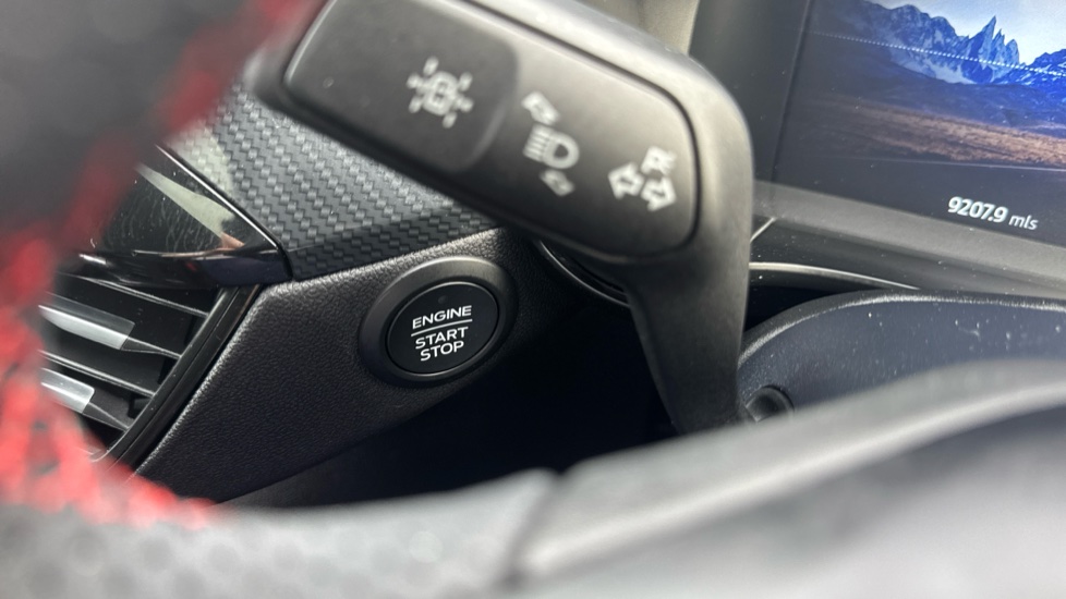 Ford Kuga 1.5 EcoBoost 150 ST-Line X Edition 5dr Petrol Estate - Image 43