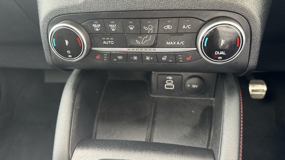 Ford Kuga 1.5 EcoBoost 150 ST-Line X Edition 5dr Petrol Estate - Image 44