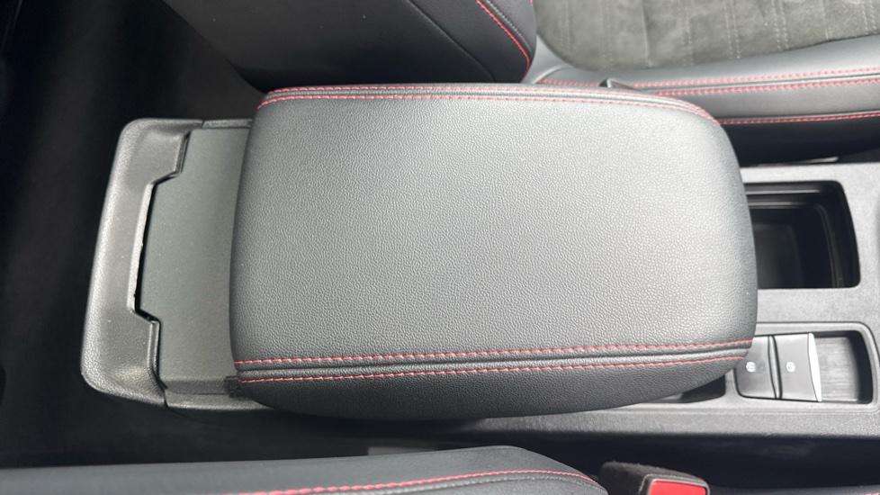 Ford Kuga 1.5 EcoBoost 150 ST-Line X Edition 5dr Petrol Estate - Image 48