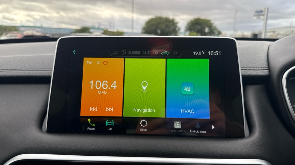 MG HS 1.5 T-GDI Exclusive 5dr DCT Petrol Hatchback - Image 12