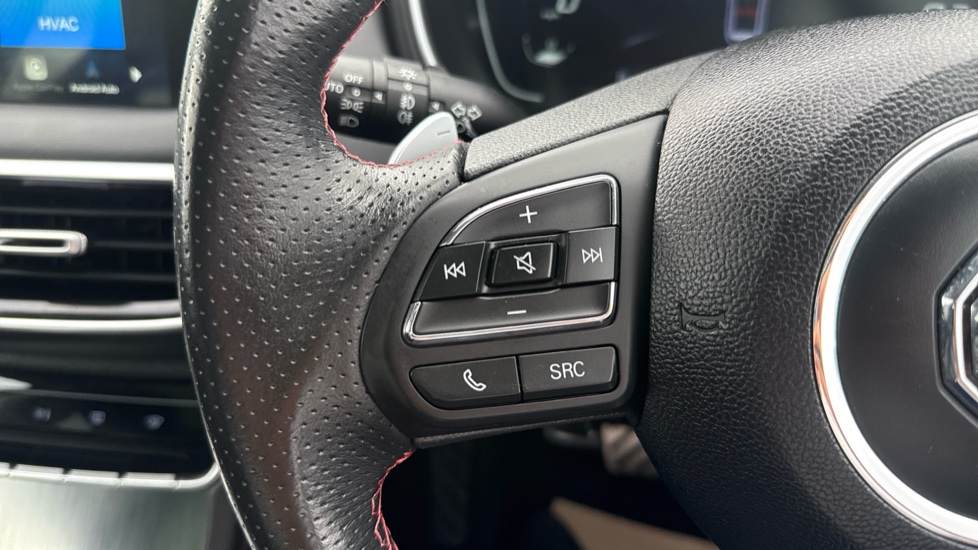 MG HS 1.5 T-GDI Exclusive 5dr DCT Petrol Hatchback - Image 23